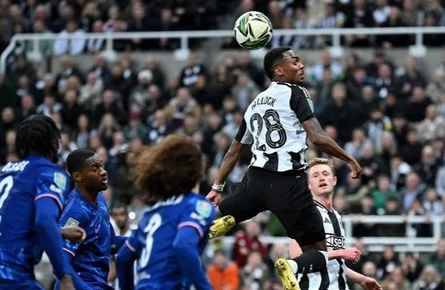 星空体育电脑版-关于切尔西后卫制造乌龙，导致球队吞下失利的信息