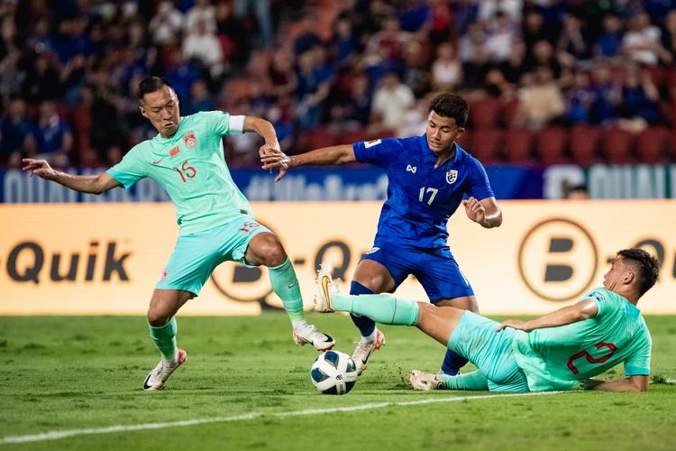 星空体育官方网站-火爆战役！球队们将在赛场上争取最后胜利的简单介绍